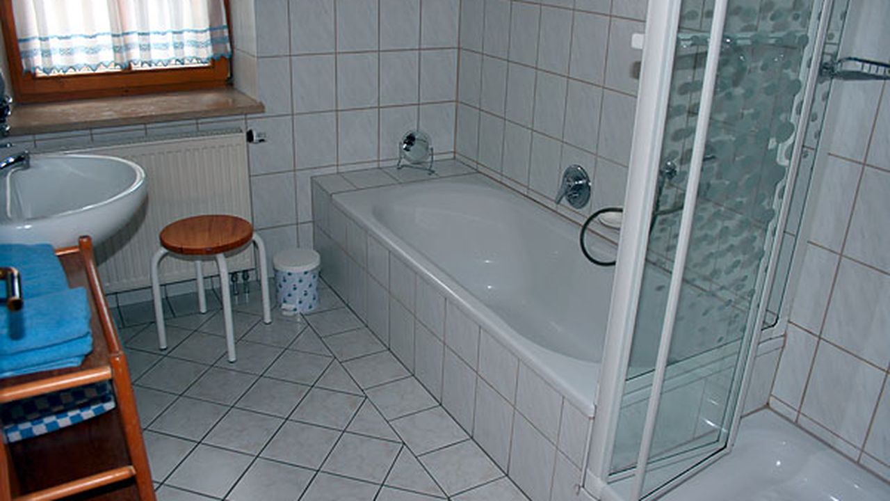 wohnung01-bad wohnung01-bad